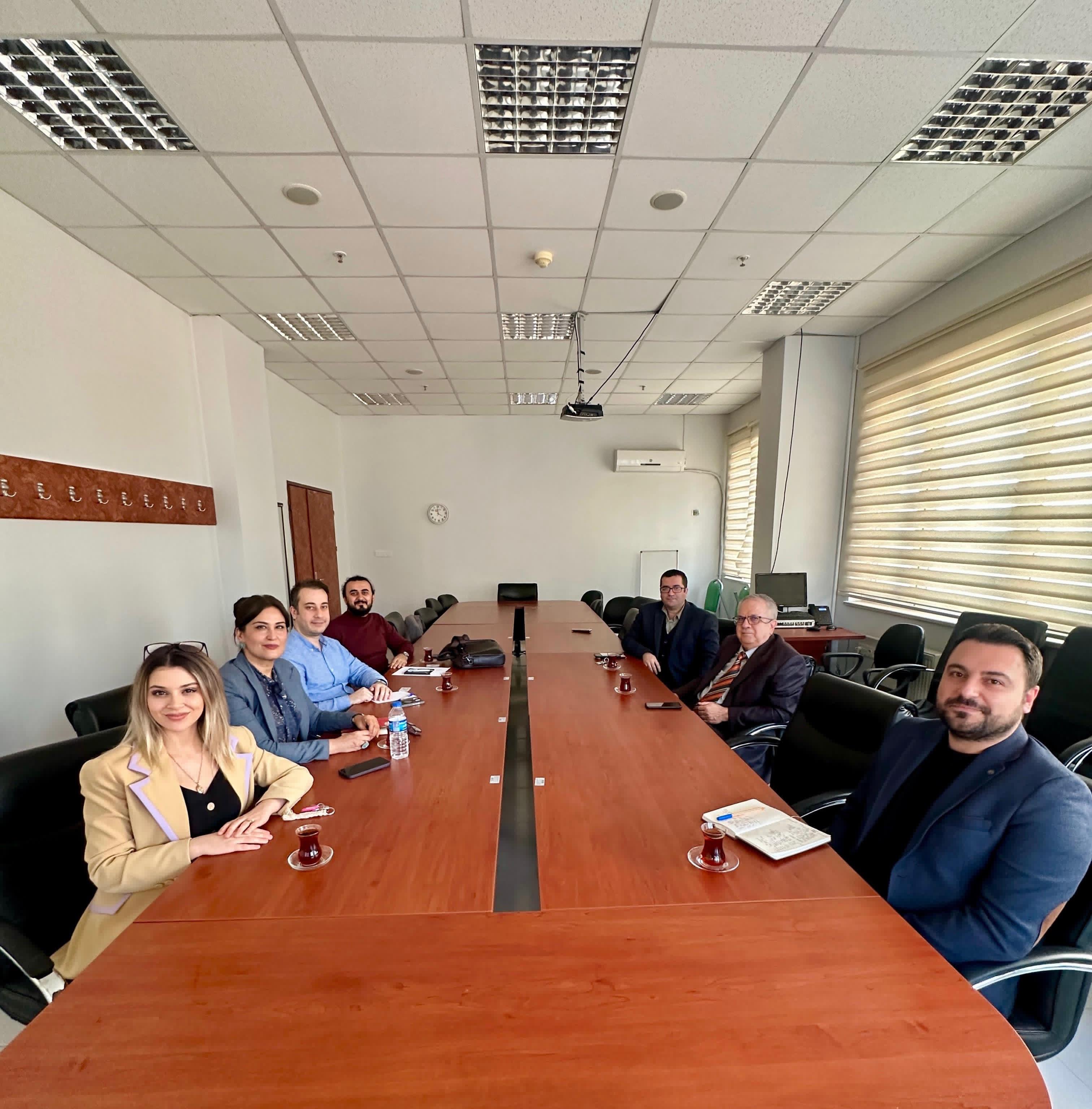 İç ve Dış Paydaşlarla İstişare Yapıldı